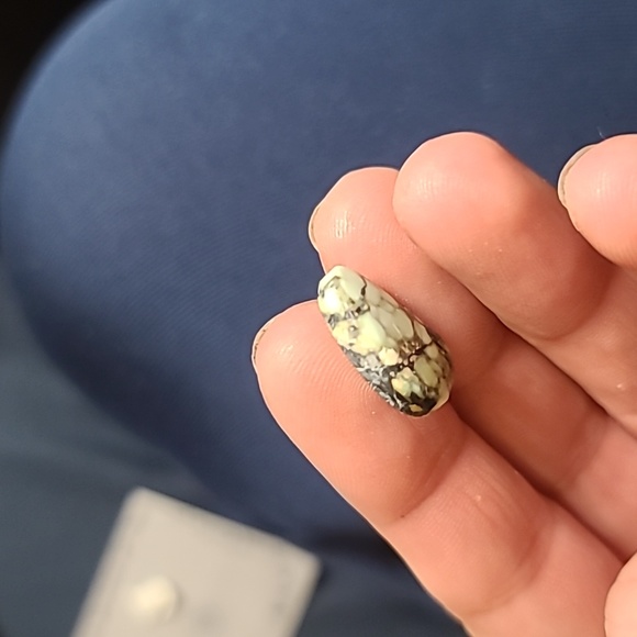 Unbacked 13ct Prince Variscite Cabochon from Nevada 20x13mm - Picture 4 of 5